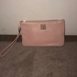 Charging wristlet